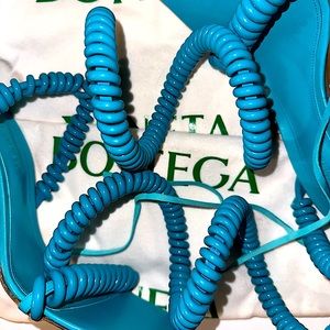 Bottega Veneta
Wire Stretch Sandals